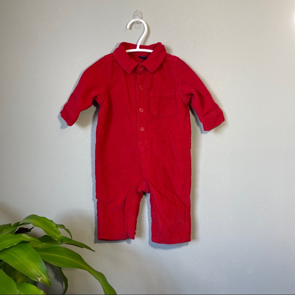 3-6 MONTHS BABY GAP ONESIE (THICK)
